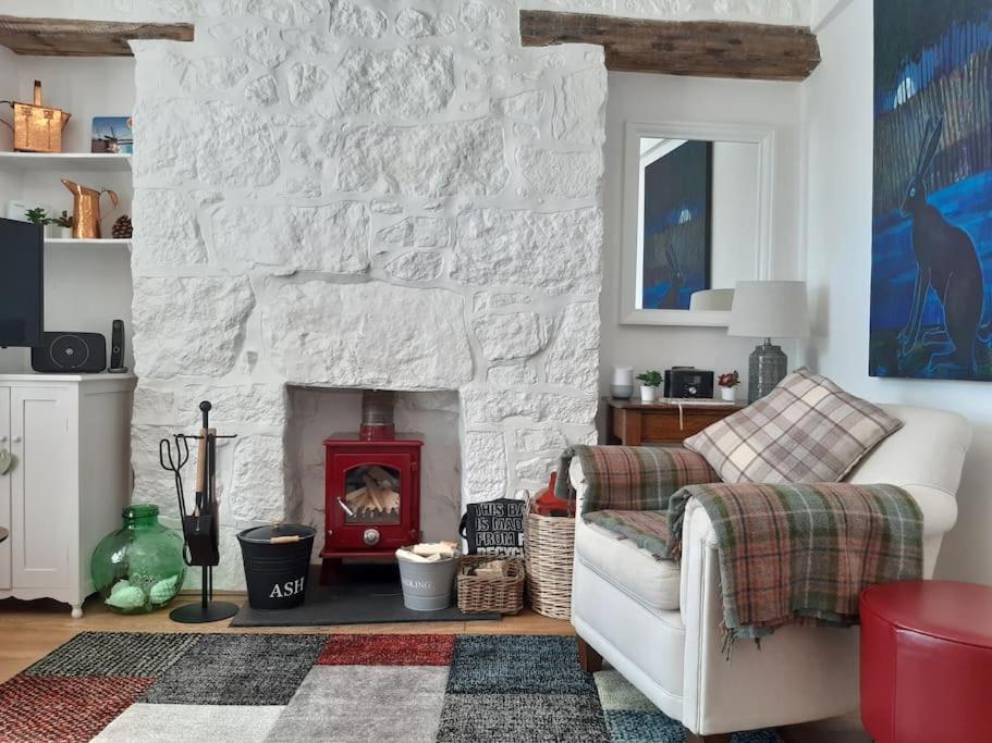 Corvus - Beautiful Cottage Half A Mile From Mousehole เพนแซนซ์ ภายนอก รูปภาพ